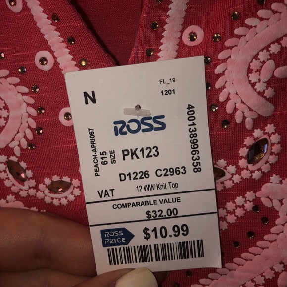 Lavish Ross Top - Picture 5 of 6